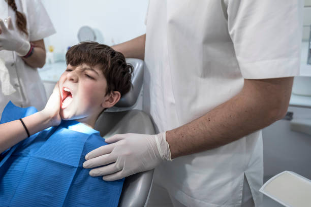 Best Emergency Dental Services for Seniors in Fairbury, IL